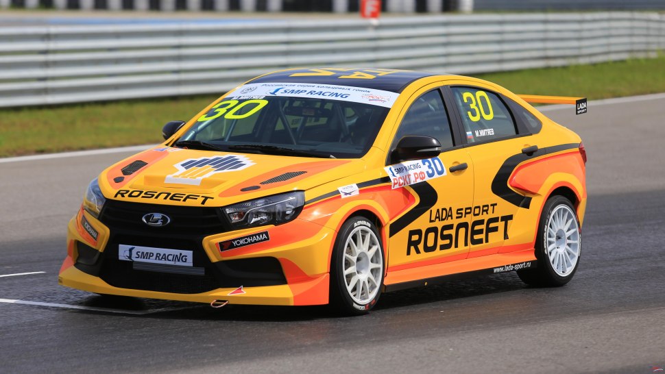 Lada Vesta Racing
