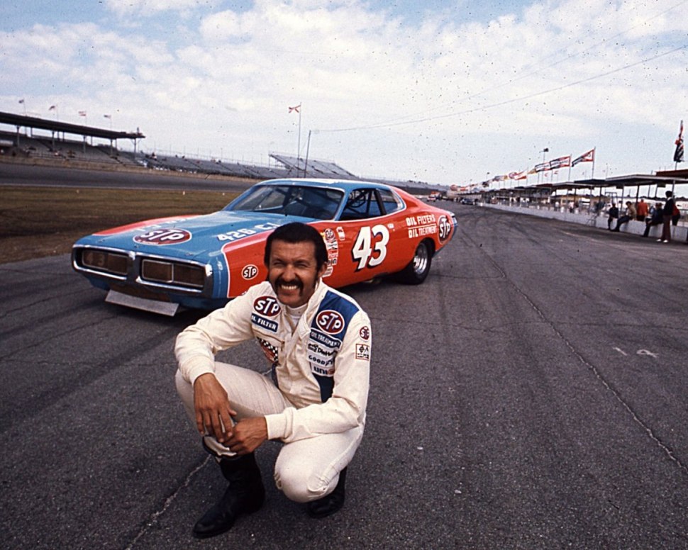 Ричард петти гонщик NASCAR