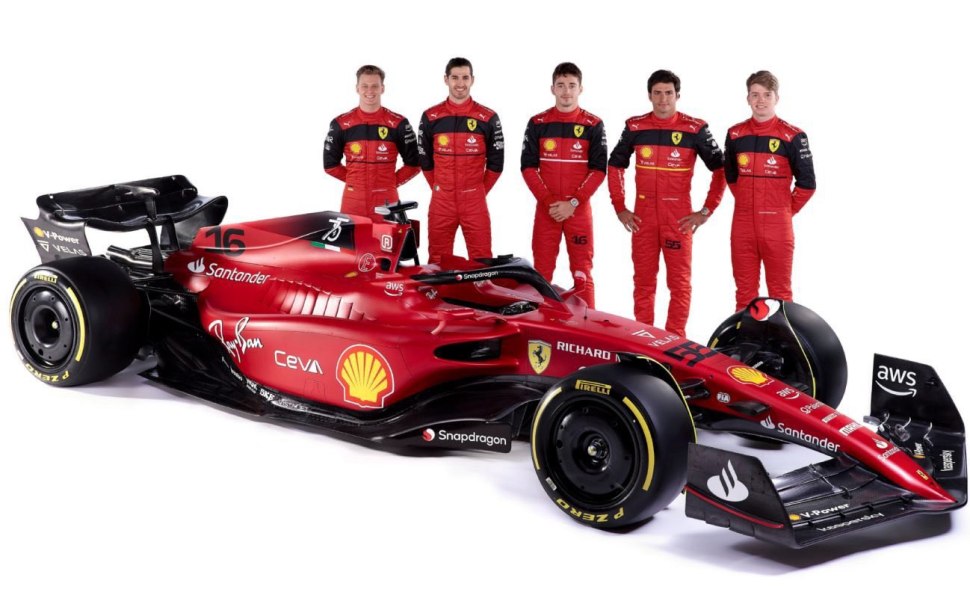 Ferrari Болид f1 2022