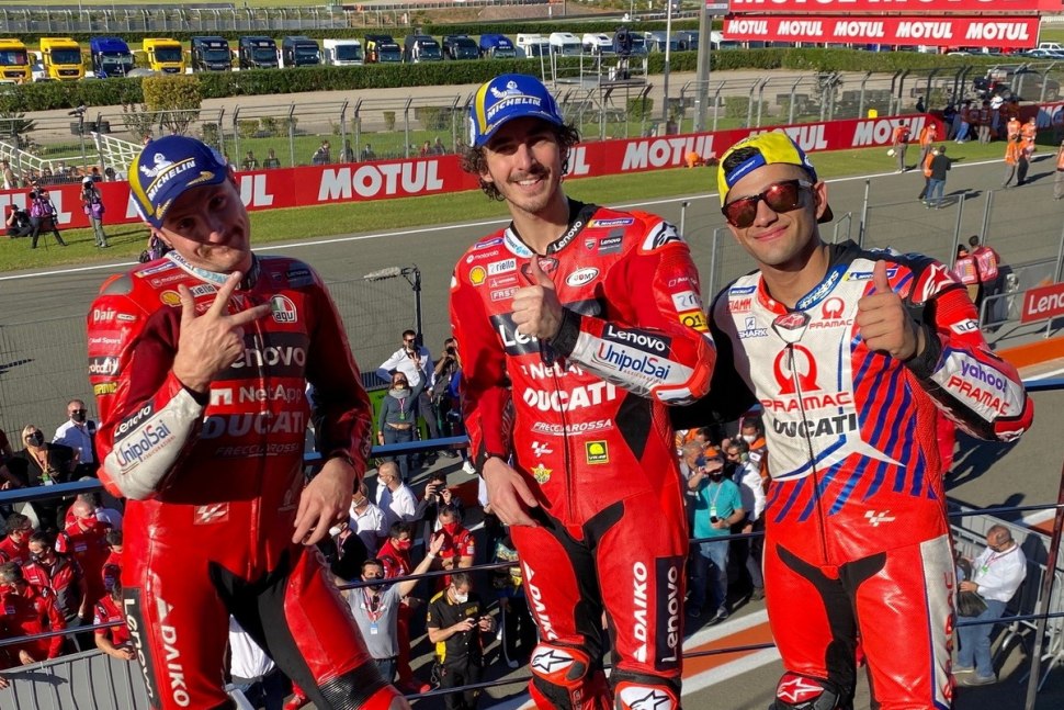 MOTOGP girls 2021