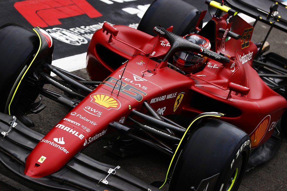 F1 Ferrari Box 2022