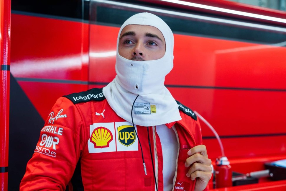 Ferrari пилот