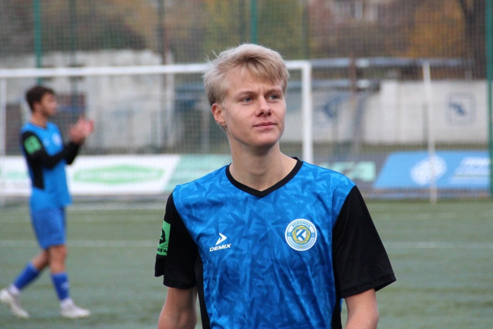 Футболист Александр Чемасов