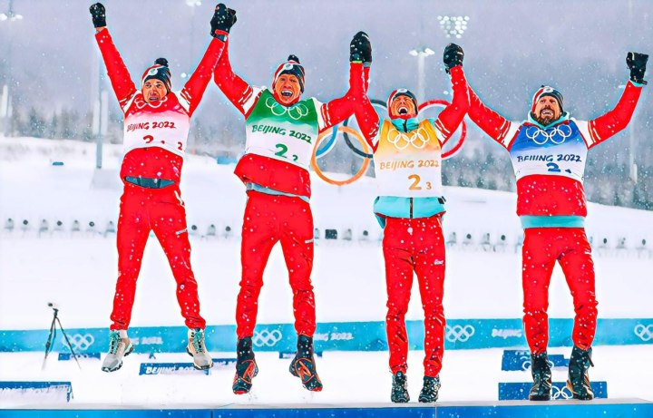 Спицов Денис лыжник Пекин награждение
